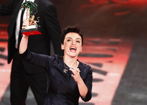 Ballando con le stelle 2014, Arisa ballerina per una notte: la cantante ospite di Milly Carlucci