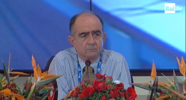 Leone (Rai1): “Dopofestival Sanremo 2015 solo sul web. Costanzo contro Carlucci? Non si ripeter&agrave;”