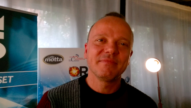 Canale 5, Capodanno 2015 – Gigi D’Alessio a Blogo: “Vorrei fosse trasmesso a reti unificate” (Video)